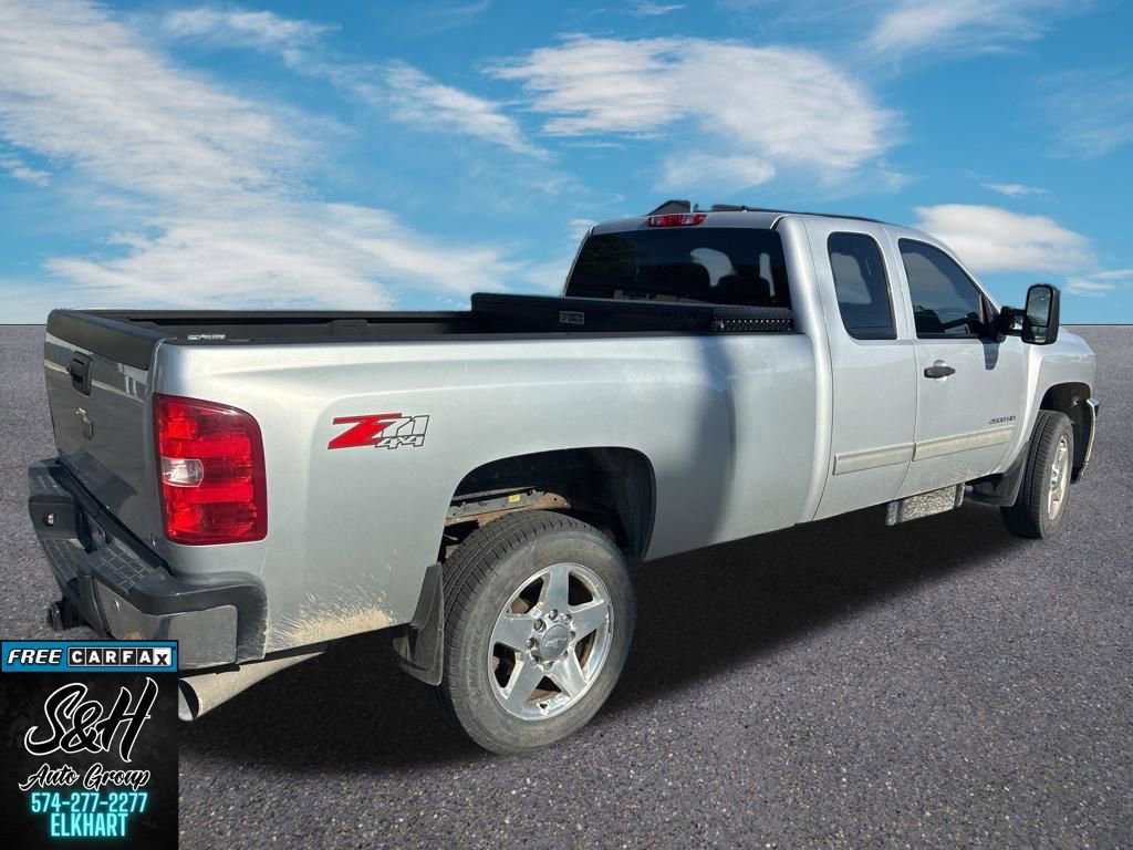 Used 2013 Chevrolet Silverado 2500 LT w/ Interior Plus Package AWD/4WD image 8