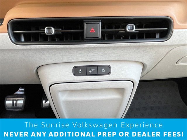 New 2025 Volkswagen ID. Buzz 1st Edition image 24