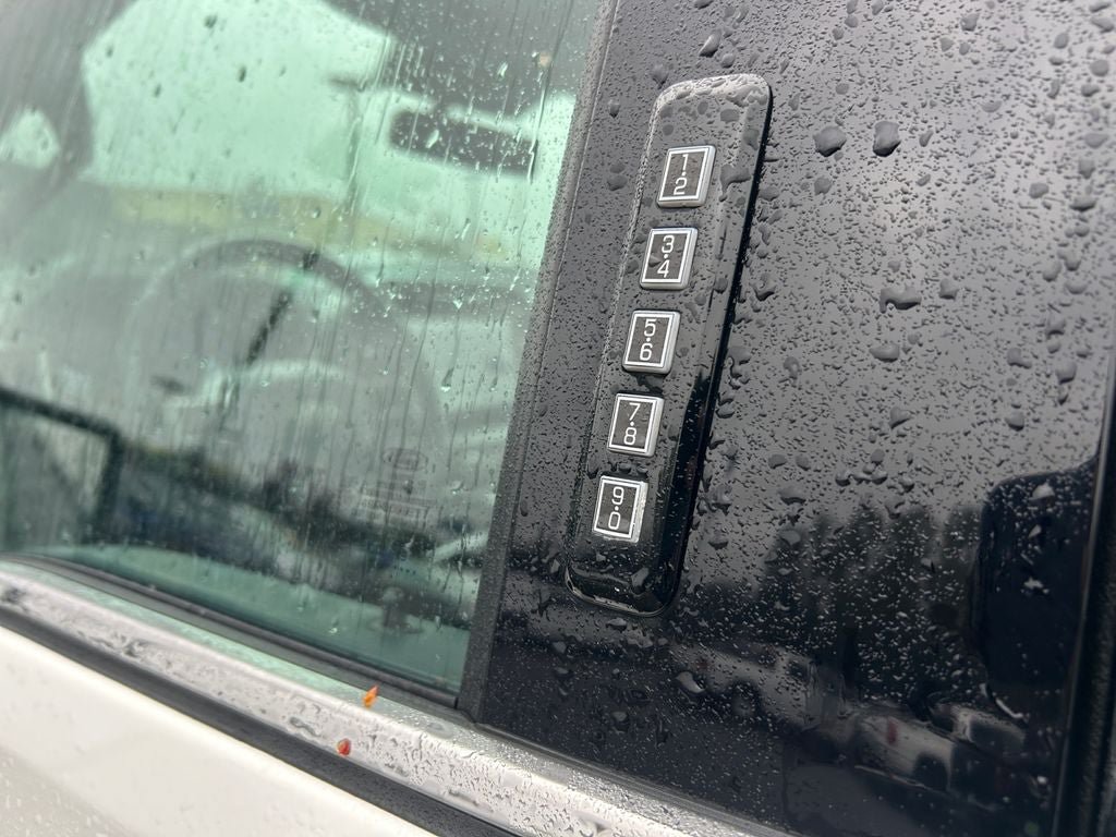 Used 2022 Ford F150 Limited AWD/4WD image 33