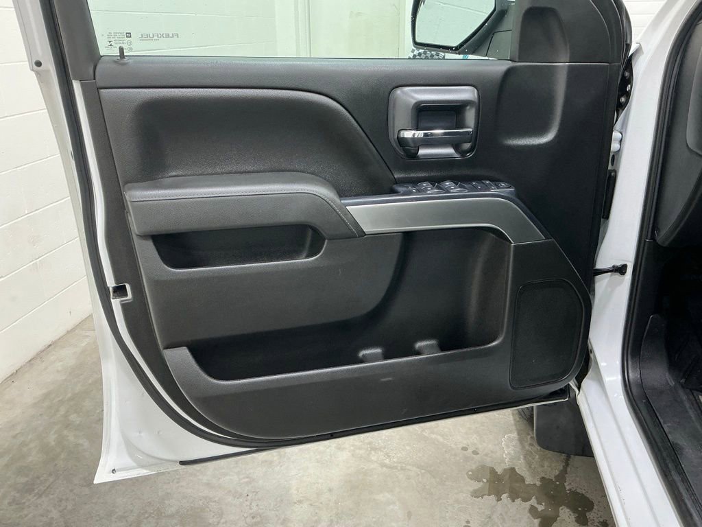 Used 2018 Chevrolet Silverado 1500 LT w/ Trailering Package image 17