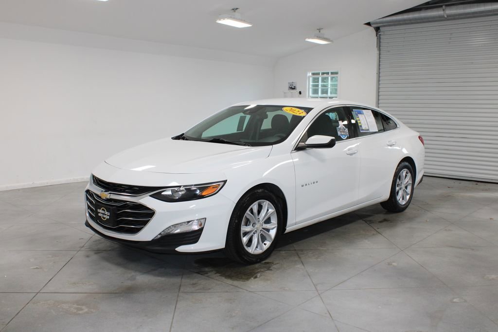 Used 2023 Chevrolet Malibu LT image 4