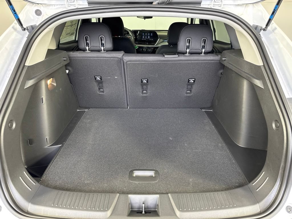 New 2026 Chevrolet Trax LS FWD image 30