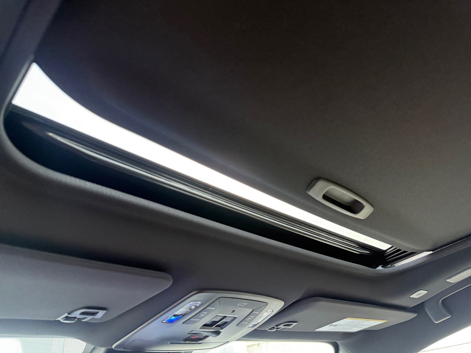 New 2026 Toyota Sienna Platinum AWD/4WD image 31