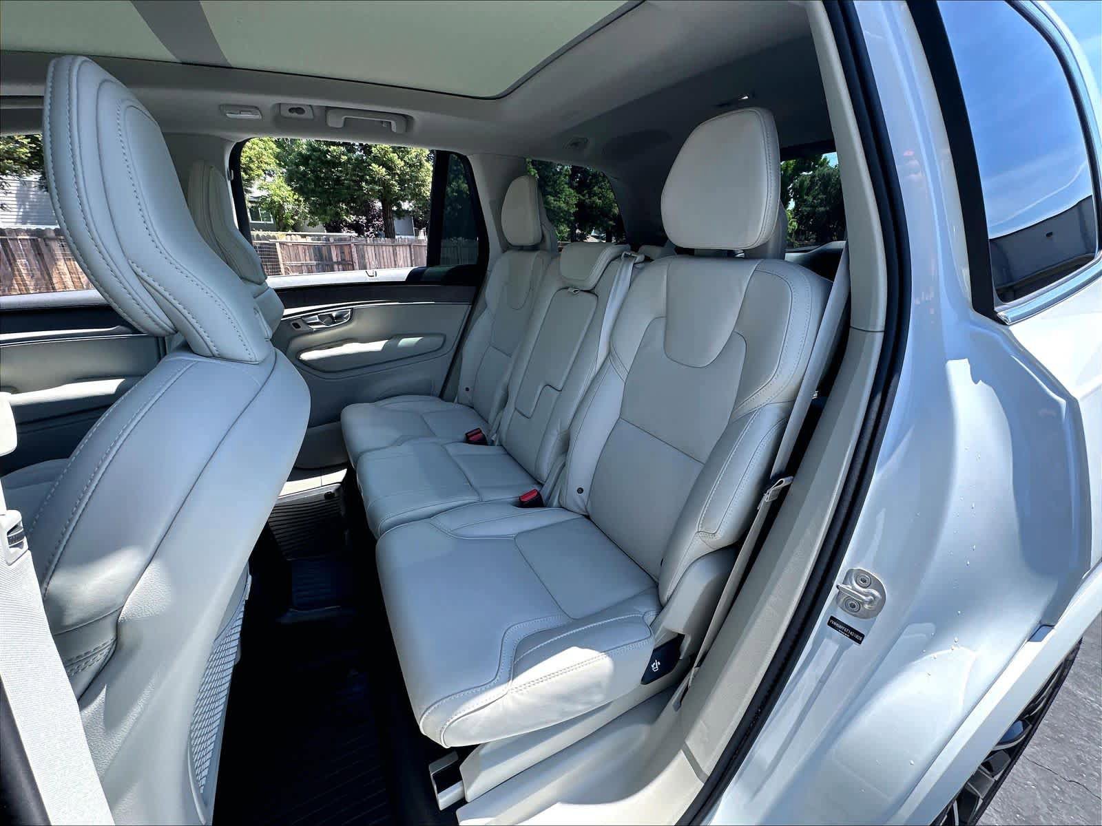 Used 2026 Volvo XC90 T8 Ultra w/ Protection Package Premier AWD/4WD image 29