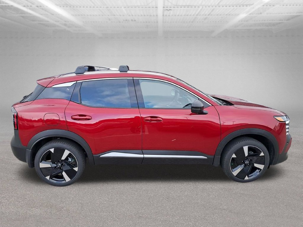 New 2026 Nissan Kicks SR w/ Cold Weather Package AWD/4WD image 7