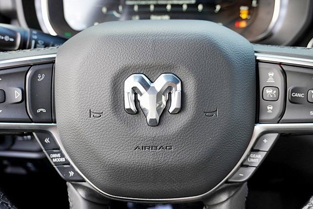 New 2026 RAM 1500 4x4 Crew Cab image 41
