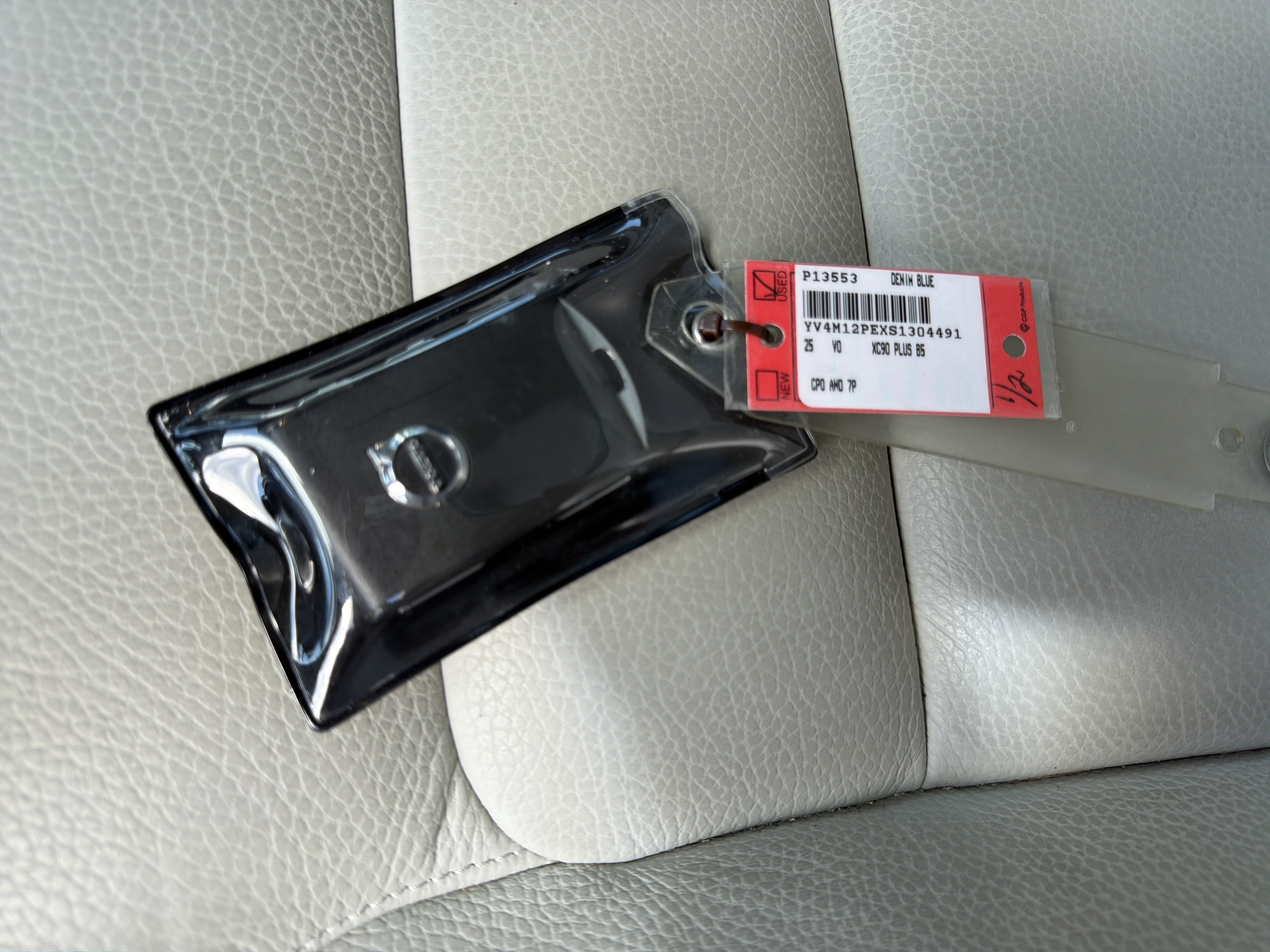 Certified 2025 Volvo XC90 B5 Plus w/ Protection Package Premier AWD/4WD image 38