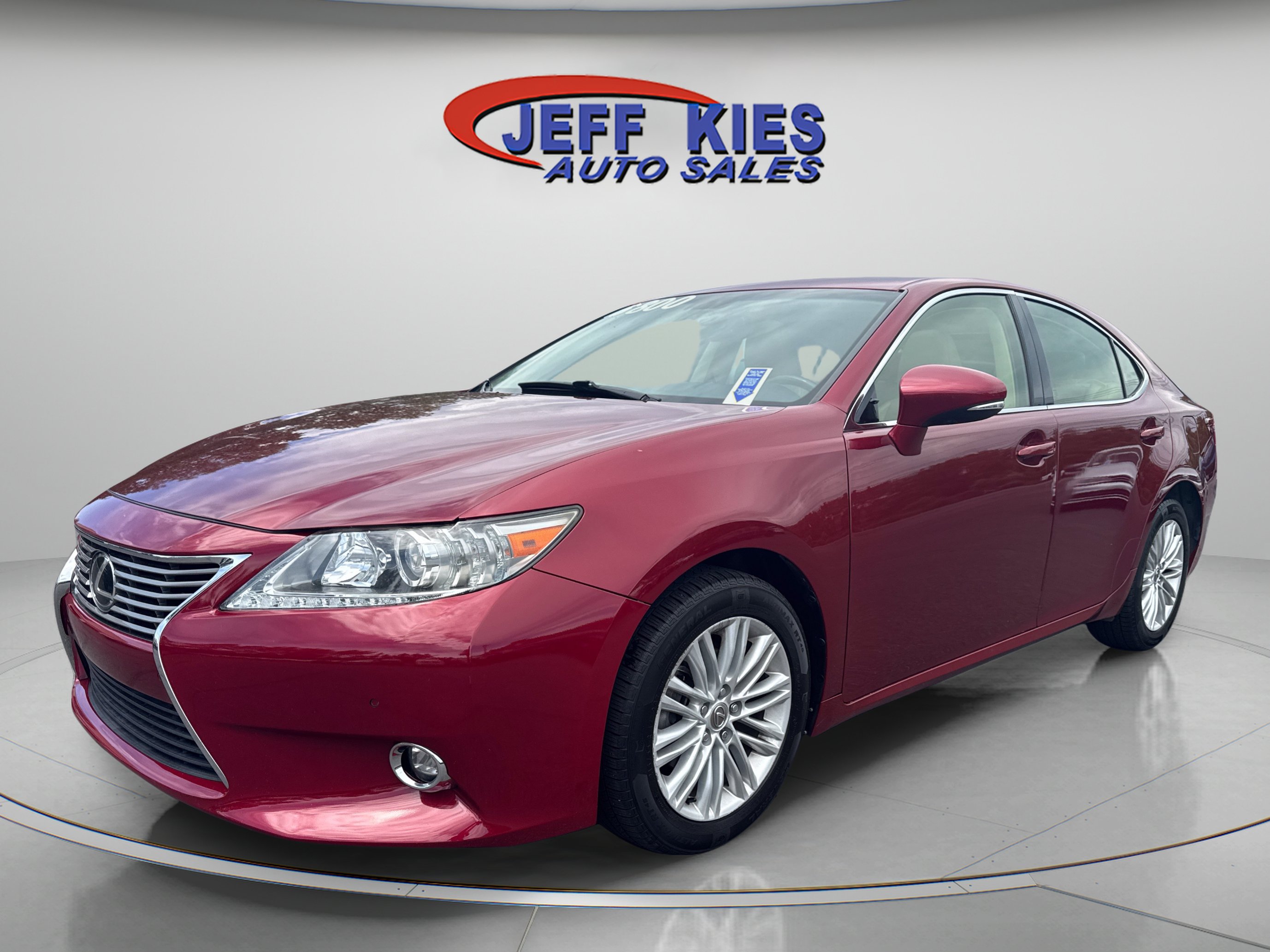 Used 2015 Lexus ES 350 w/ Luxury Package