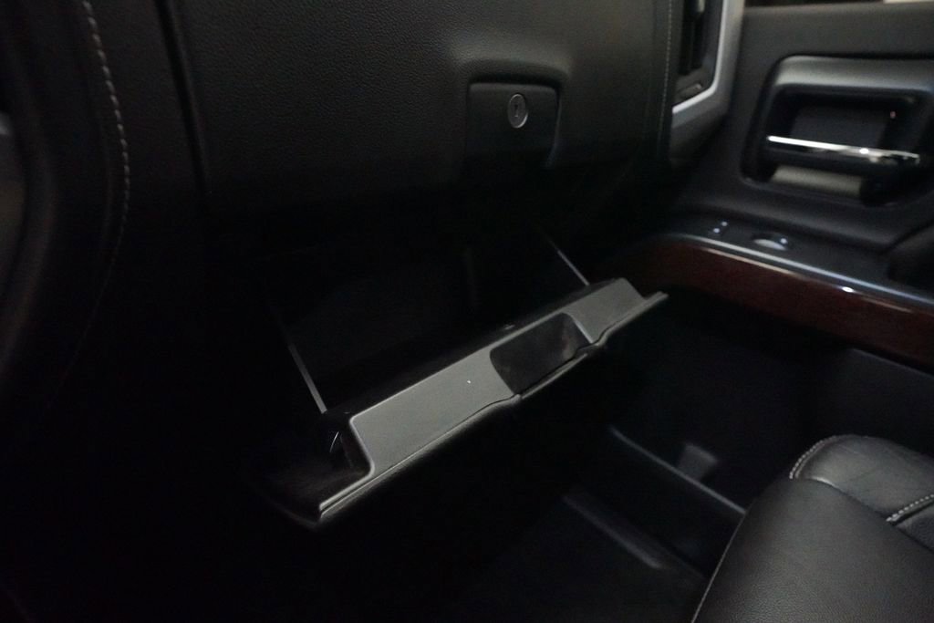 Used 2014 GMC Sierra 1500 SLT w/ SLT Crew Cab Value Package image 29