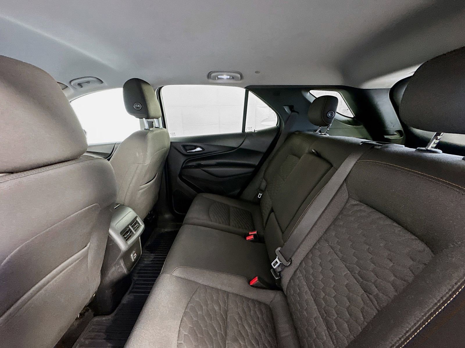 Used 2020 Chevrolet Equinox LT AWD/4WD image 24
