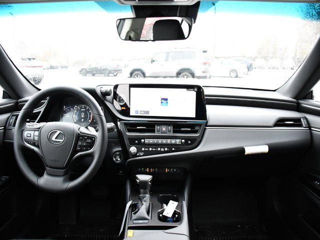 New 2025 Lexus ES 350 w/ Premium Package image 18