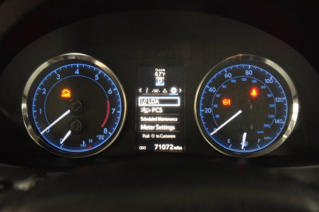 Used 2018 Toyota Corolla SE image 45