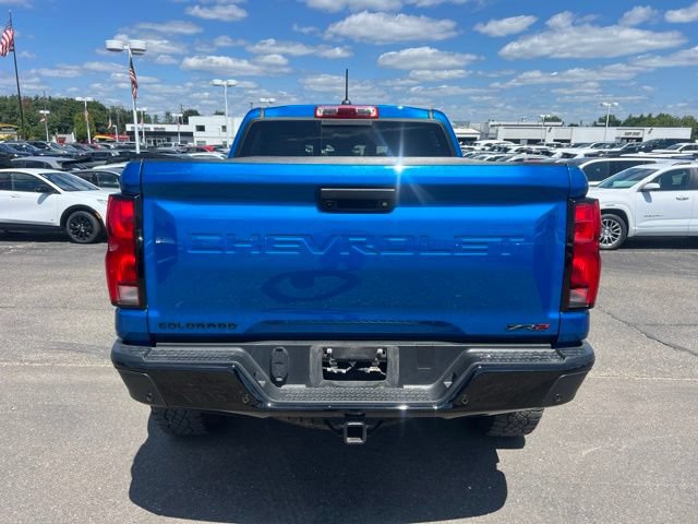 Used 2023 Chevrolet Colorado ZR2 w/ ZR2 Convenience Package III AWD/4WD image 7