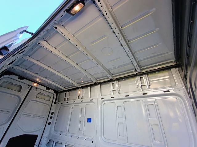 Used 2025 Mercedes-Benz Sprinter 2500 image 77