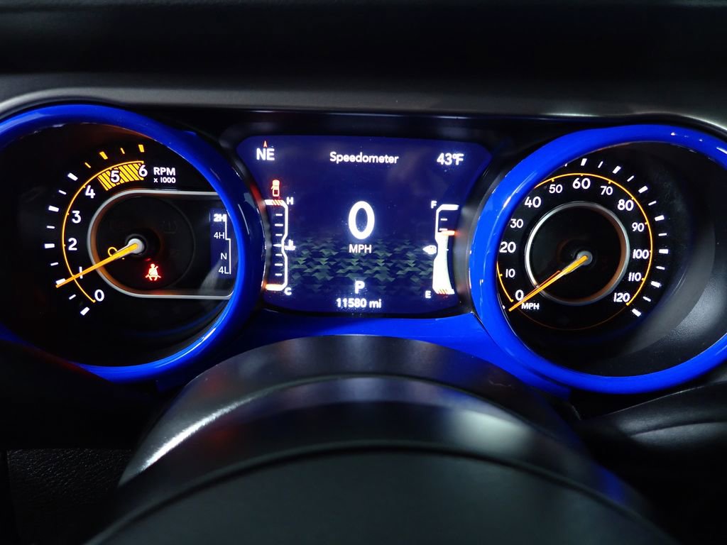 Used 2023 Jeep Gladiator Willys image 27