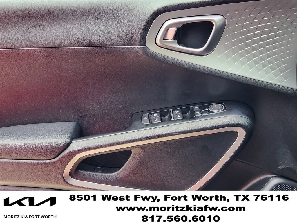 Certified 2024 Kia Soul LX w/ Option Group 015 FWD image 22