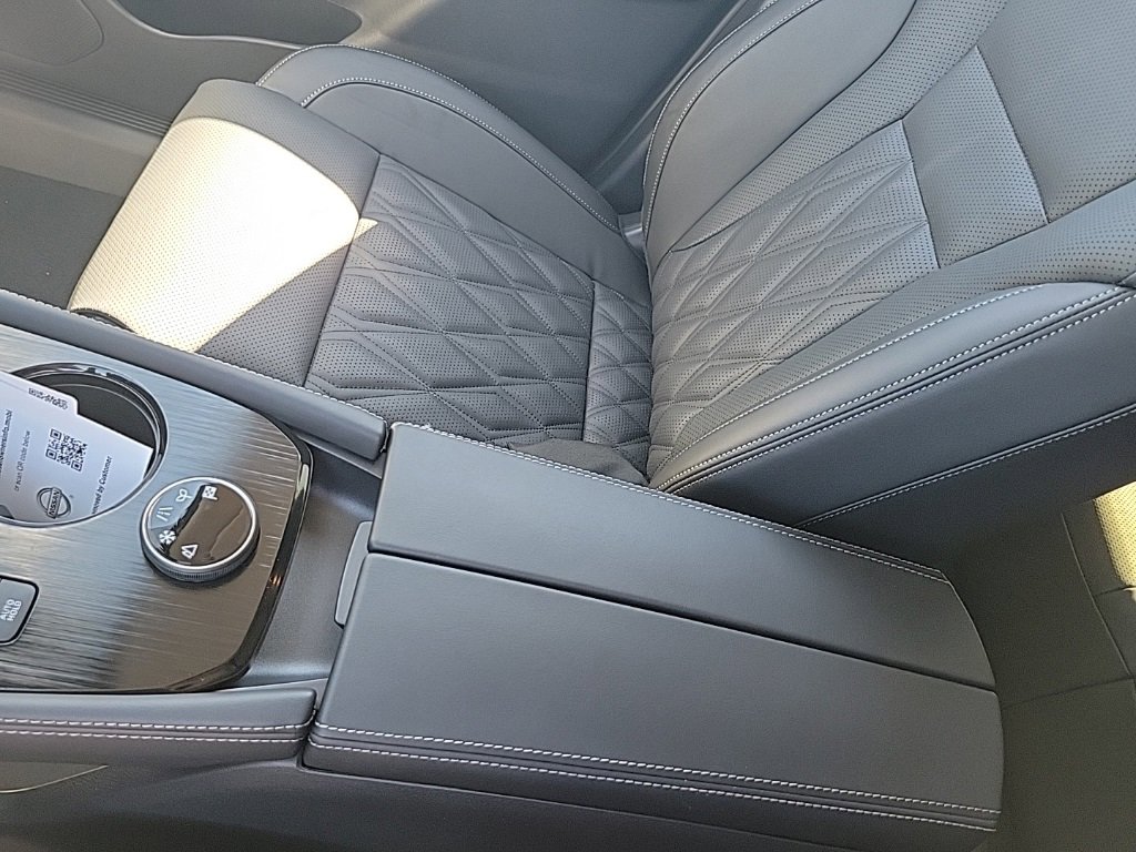 New 2026 Nissan Rogue Platinum image 31