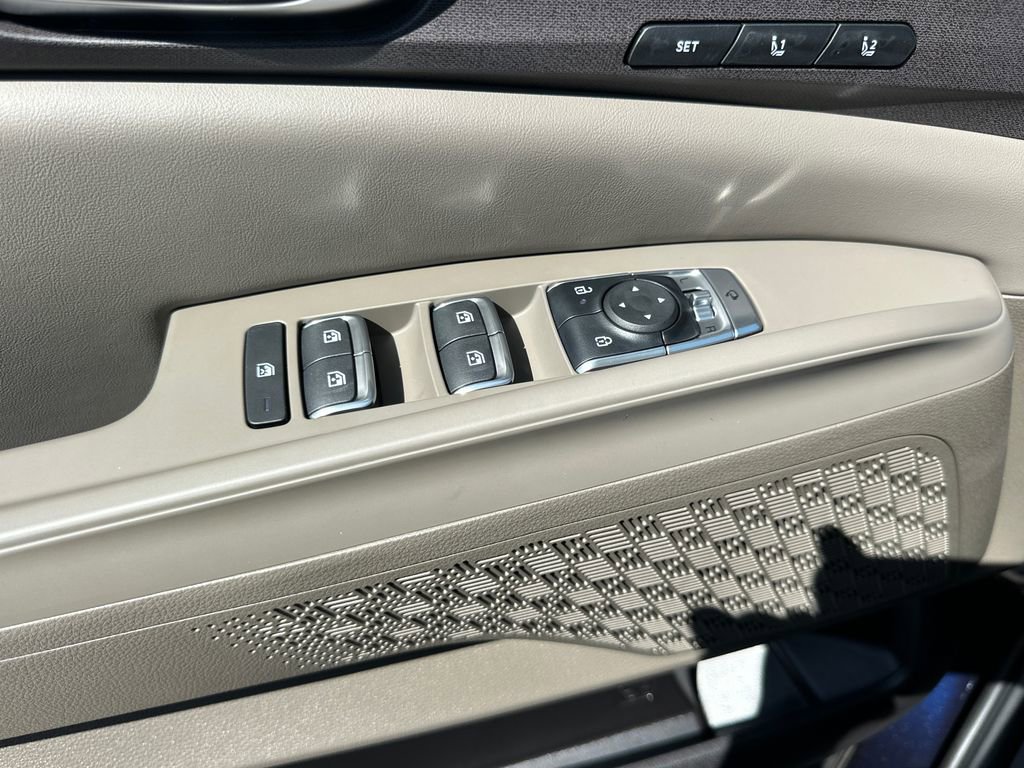 New 2026 Kia Carnival EX image 11