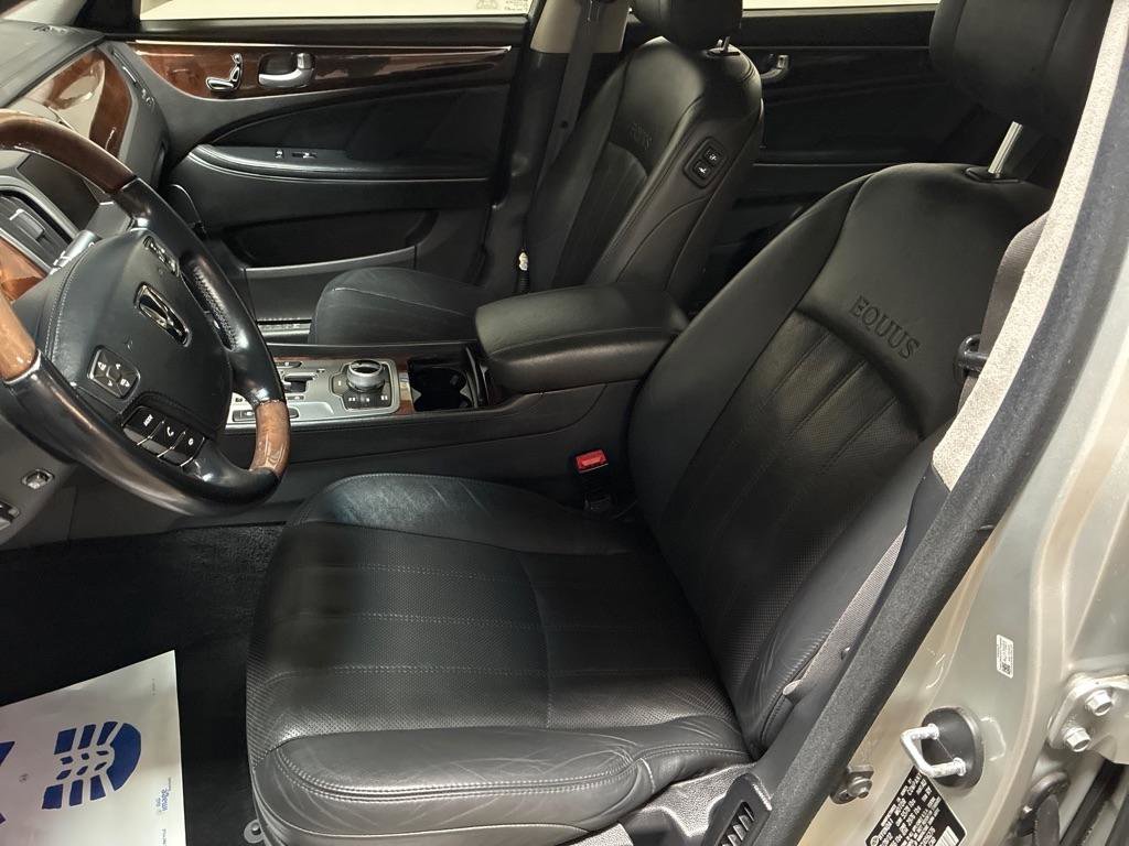 Used 2012 Hyundai Equus Signature image 14