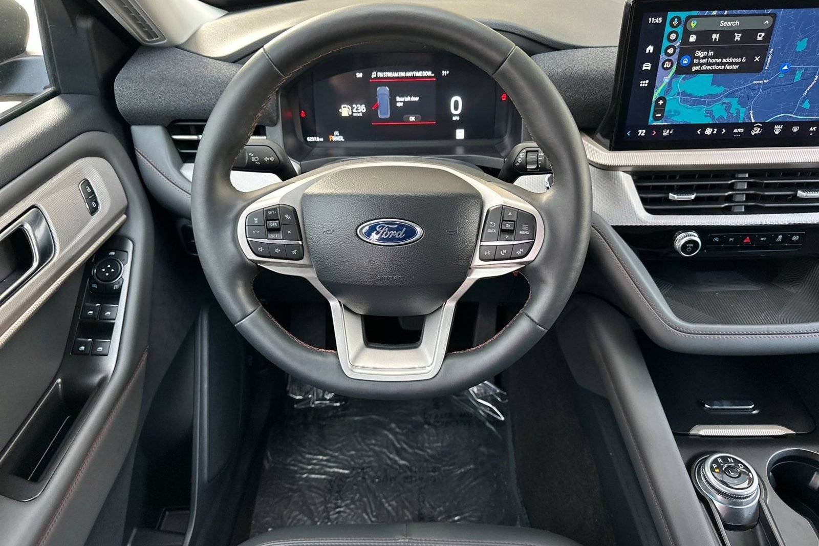 New 2025 Ford Explorer Active w/ Active Comfort Package RWD image 18