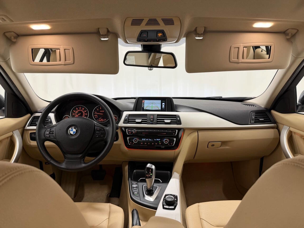 Used 2016 BMW 320i Sedan image 27