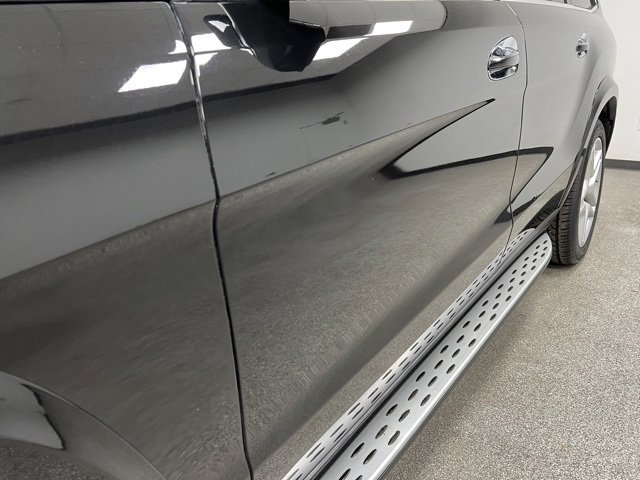 Used 2014 Mercedes-Benz GL 550 4MATIC image 16