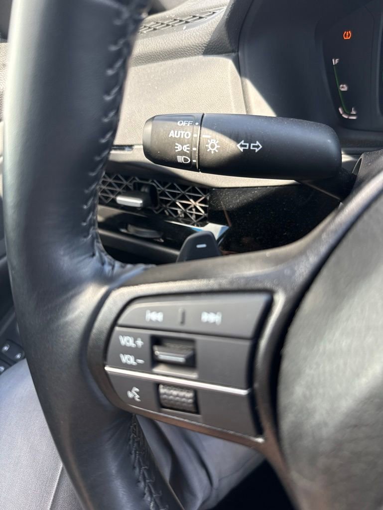 Used 2025 Honda Accord Sport image 5