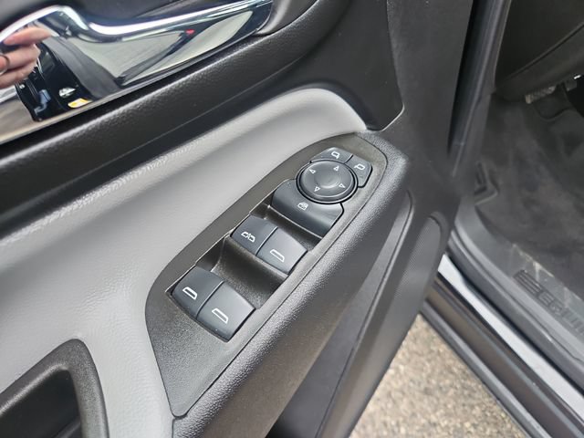 Used 2024 Chevrolet Equinox LS w/ LS Convenience Package FWD image 12