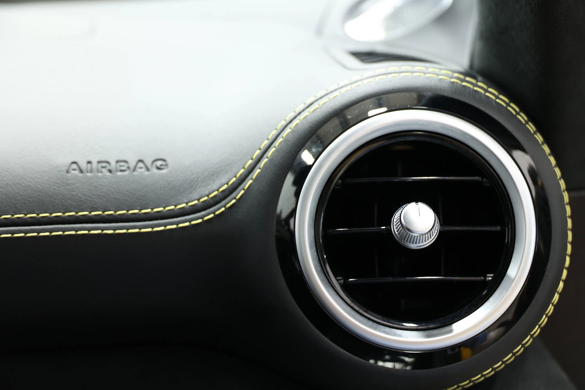 Used 2016 Mercedes-Benz AMG GT S image 77