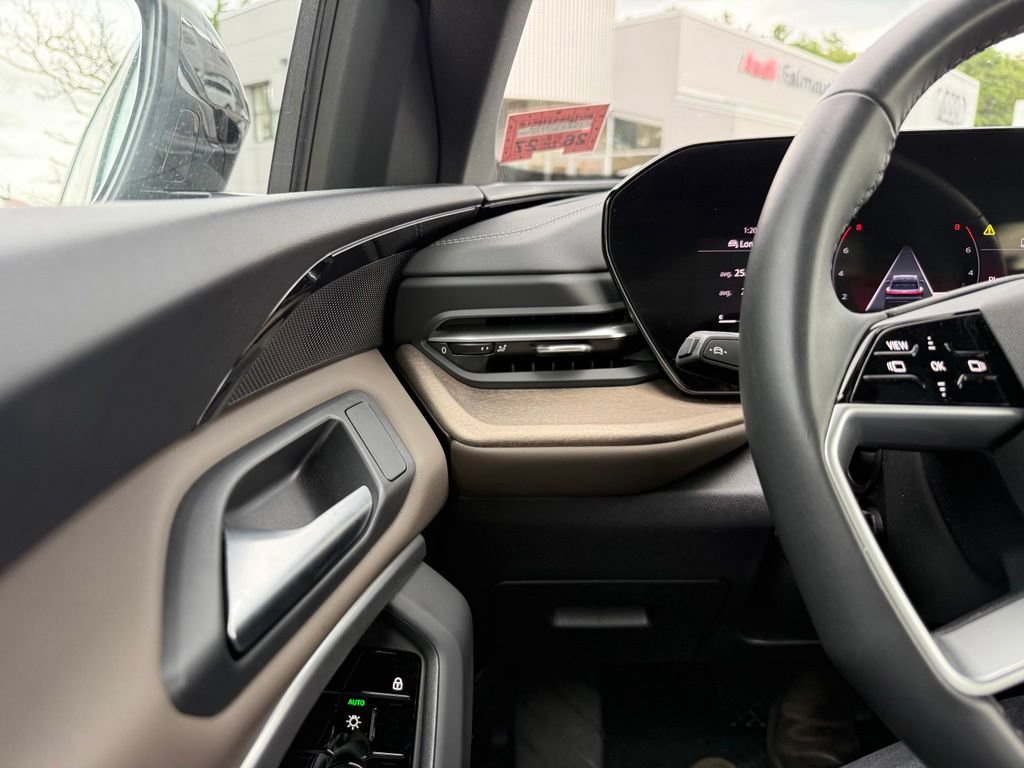 Used 2025 Audi Q5 Premium w/ Convenience Package AWD/4WD image 43