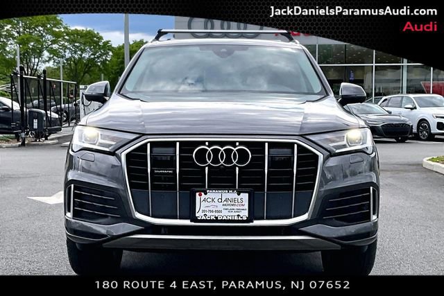 Used 2023 Audi Q7 2.0T Premium w/ Convenience Package AWD/4WD image 3