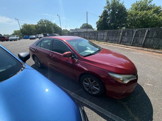 Used 2016 Toyota Camry SE FWD image 4