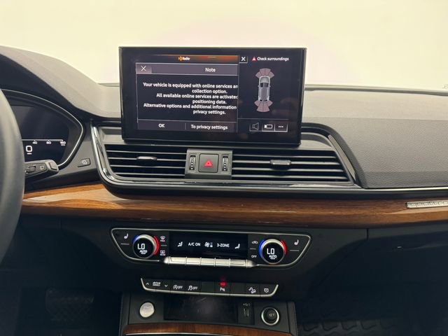 Used 2023 Audi Q5 2.0T Premium Plus w/ Premium Plus Package AWD/4WD image 4