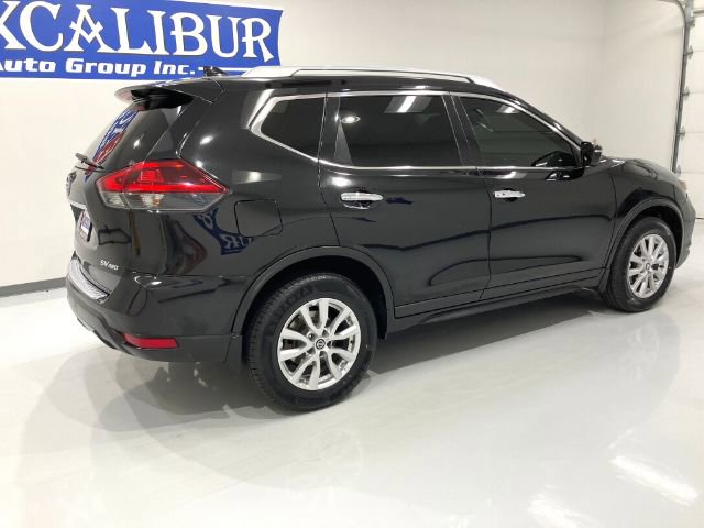 Used 2018 Nissan Rogue SV image 19