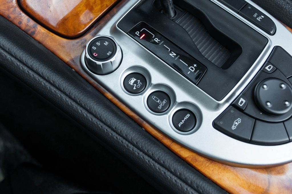 Used 2011 Mercedes-Benz SL 63 AMG image 38