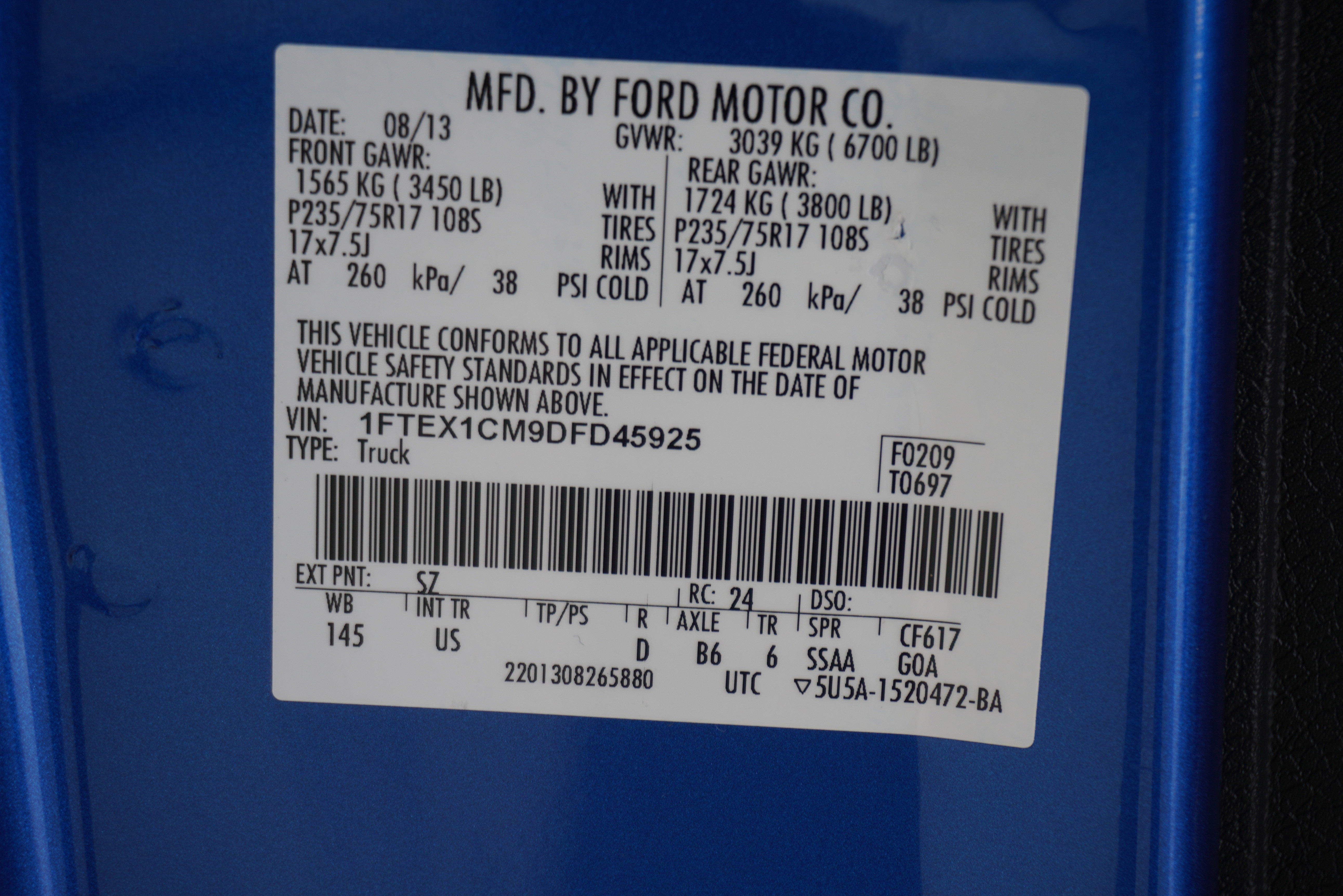 Used 2013 Ford F150 XLT w/ Mid Equipment Group image 26
