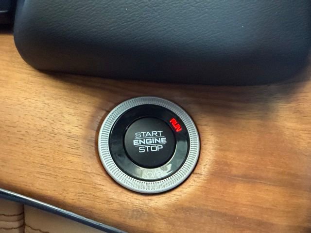Used 2023 Jeep Grand Cherokee L Summit AWD/4WD image 20