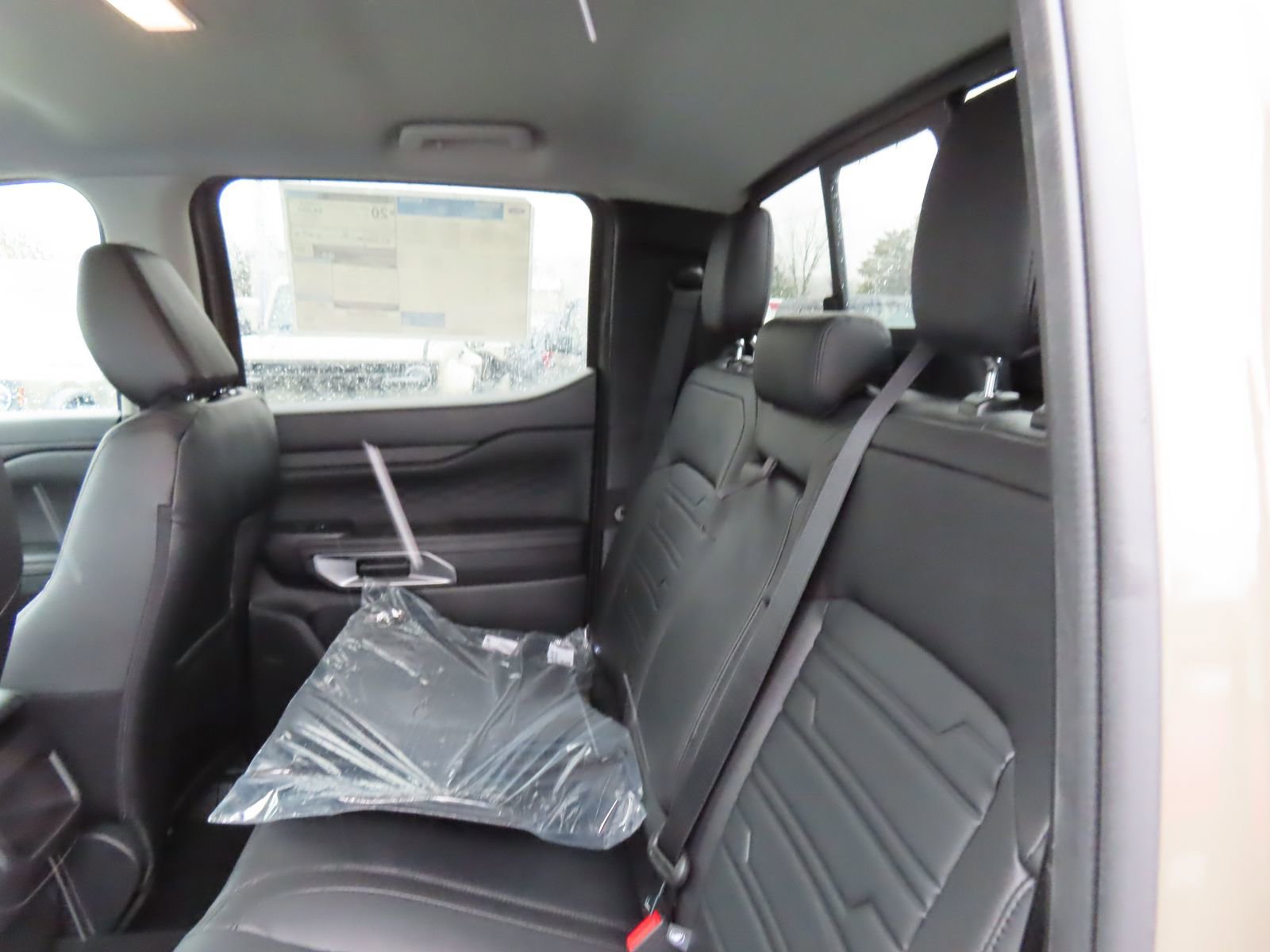 New 2026 Ford Ranger Lariat w/ FX4 Off-Road Package AWD/4WD image 18