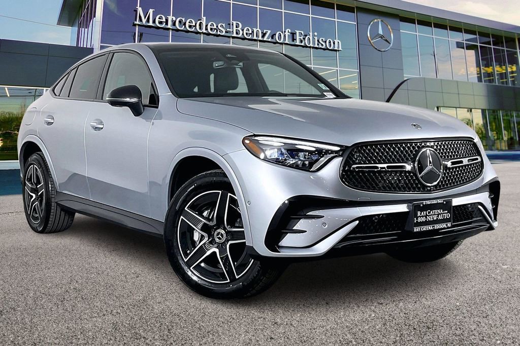 Certified 2026 Mercedes-Benz GLC 300 4MATIC image 1