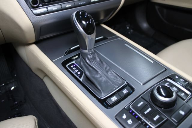 Used 2015 Hyundai Genesis 3.8 w/ Option Group 04 RWD image 14