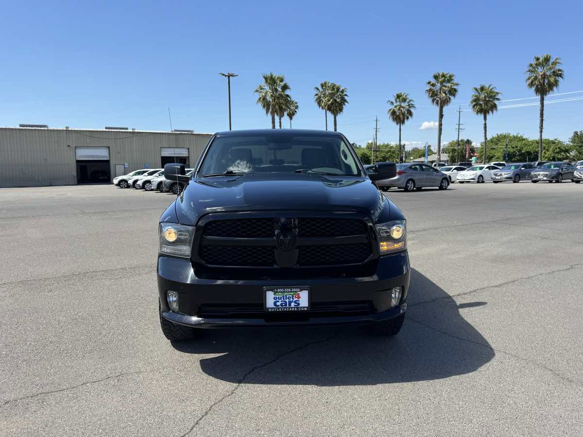 Used 2014 RAM 1500 Express w/ Black Ram 1500 Express Group AWD/4WD image 4
