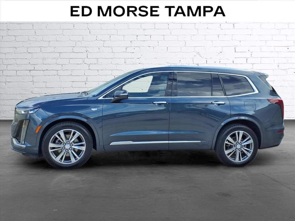 Used 2021 Cadillac XT6 Premium Luxury FWD image 2