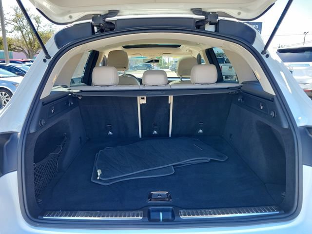 Used 2020 Mercedes-Benz GLC 300 image 10