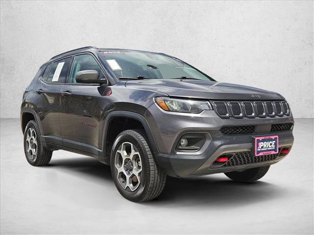 Used 2022 Jeep Compass Trailhawk AWD/4WD video 3
