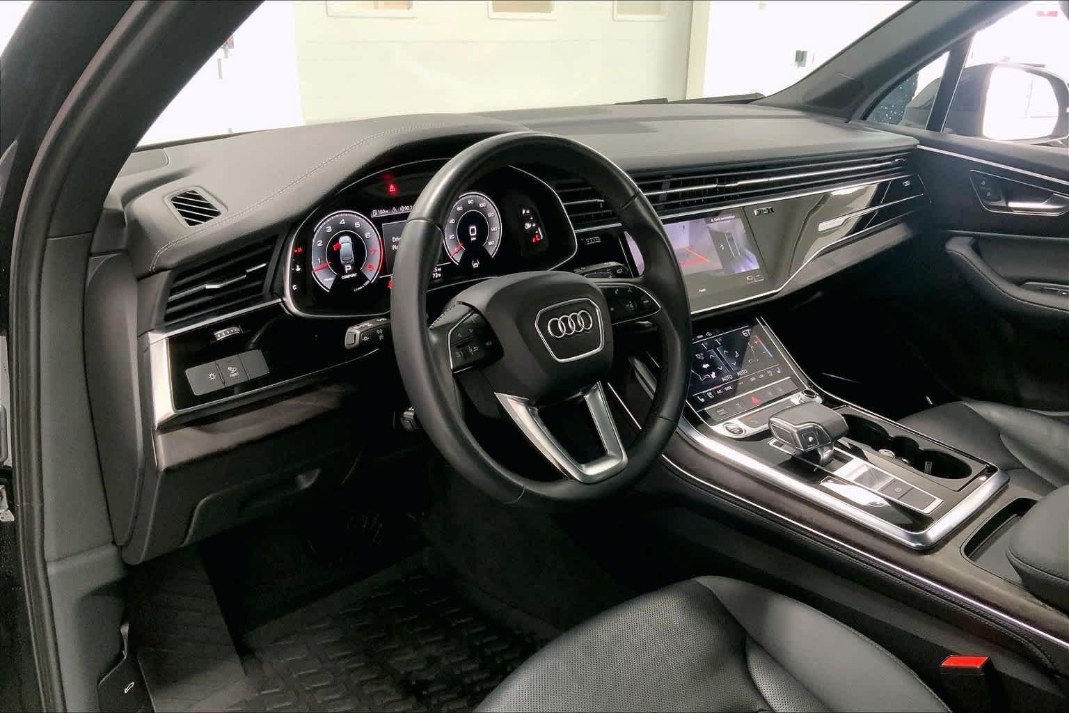 Certified 2023 Audi Q7 3.0T Premium Plus AWD/4WD image 2