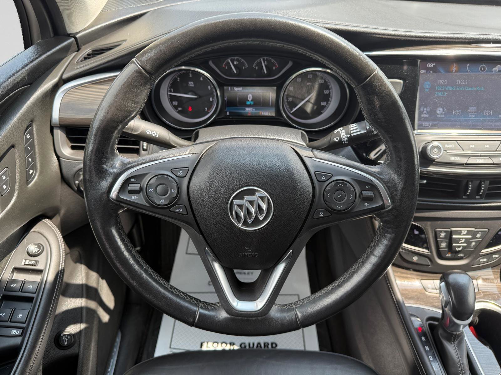 Used 2019 Buick Envision Essence image 12