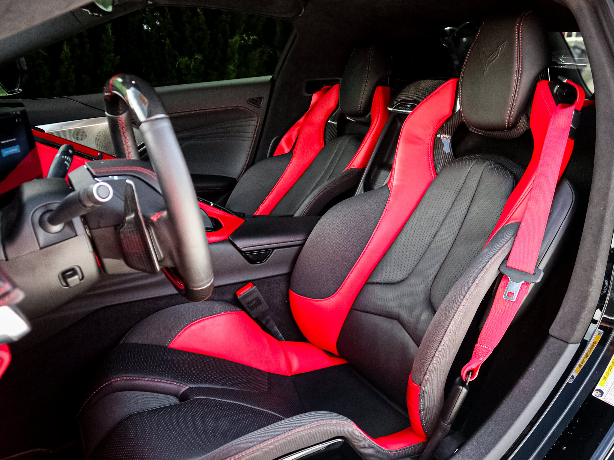Used 2024 Chevrolet Corvette Z06 RWD image 17