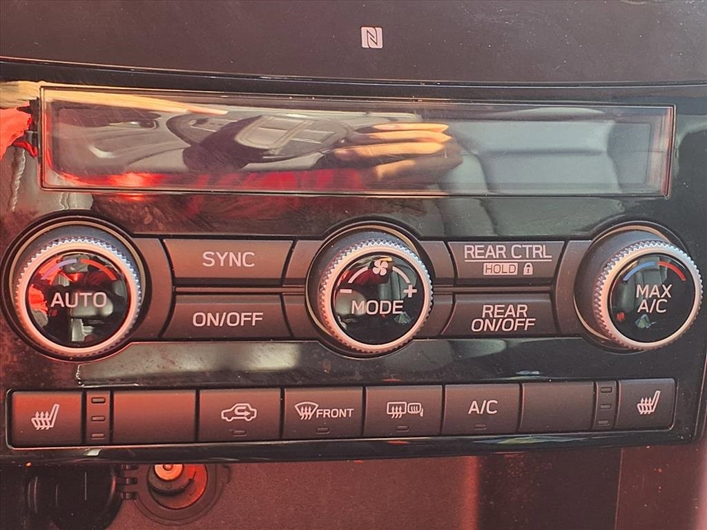 Used 2020 Subaru Ascent Limited w/ Popular Package #4 image 5