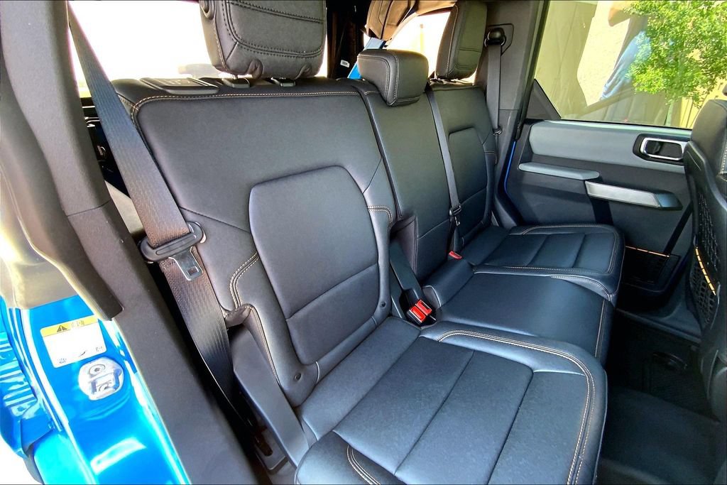 Used 2023 Ford Bronco Badlands AWD/4WD image 25