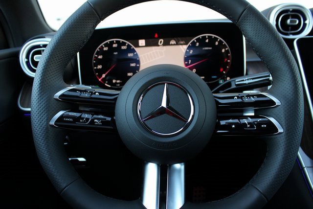 New 2025 Mercedes-Benz GLC 300 4MATIC image 13